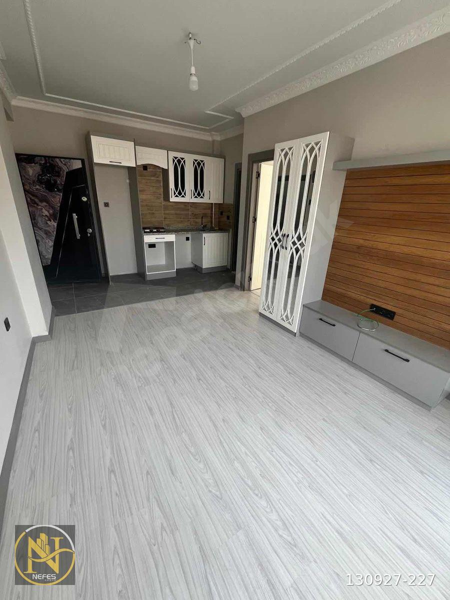 CADDE ÜZERİ BOŞ 1+1 KİRALIK | MARKET, PAZAR, OKUL DİBİNDE
