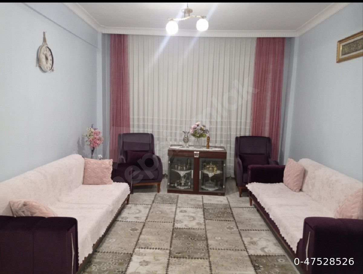 SAHİBİNDEN SATILIK 2+1 90M2 BAĞCILAR