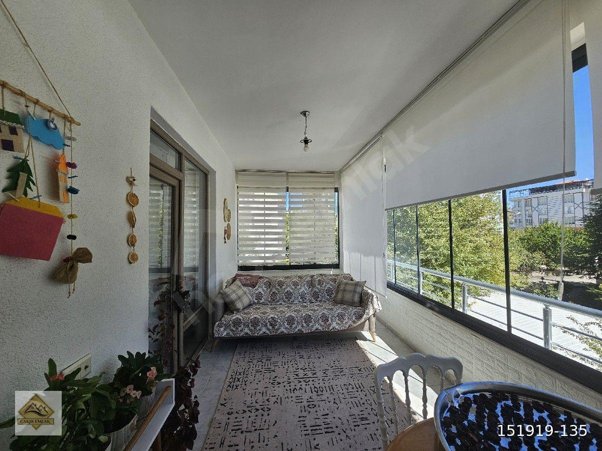 ATAŞEHİR’DE FIRSAT 4+1 LÜKS ARA KAT DAİRE!