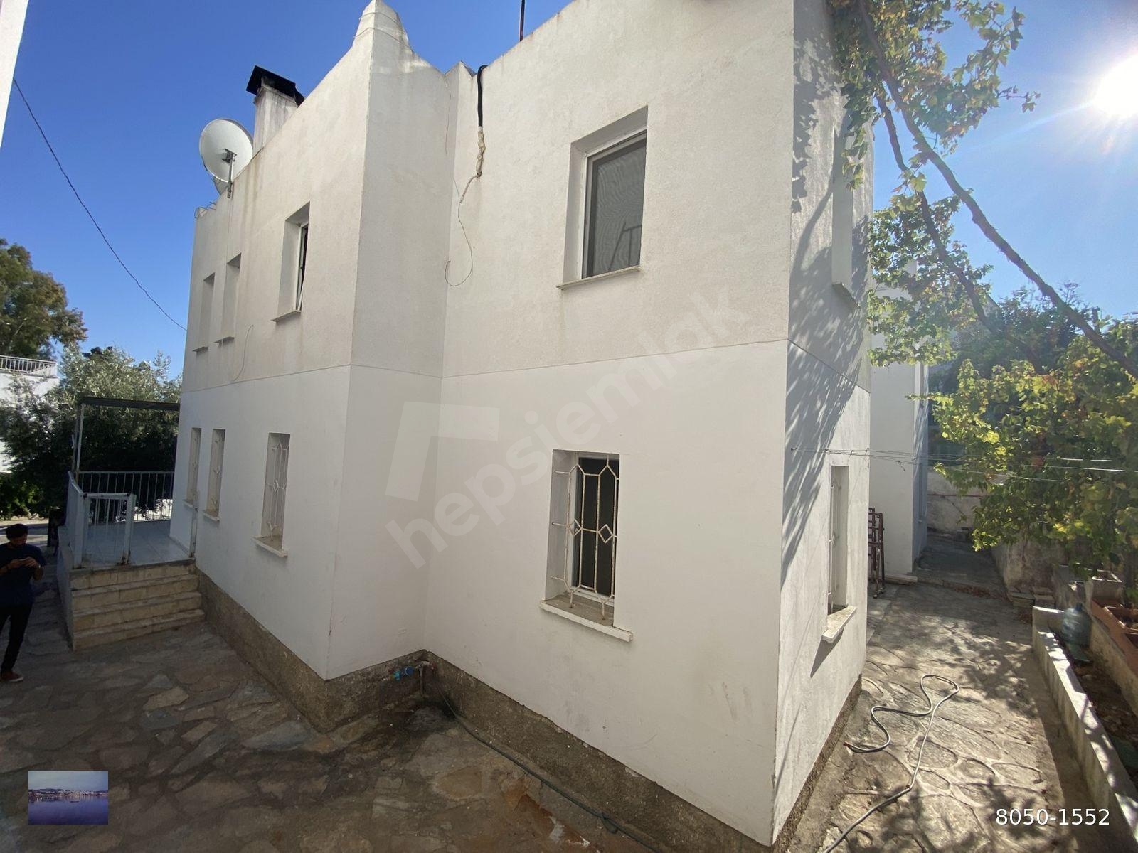BODRUM GÜMBETE DENİZE 150 METRE MESAFEDE SATILIK 2+1 BAHÇE KATI DAİRE