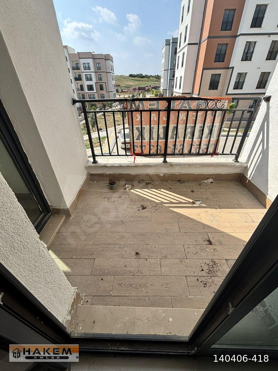 Göztepe TOKİ’lerinde en geniş 3+1 kiralık daire 1.kat
