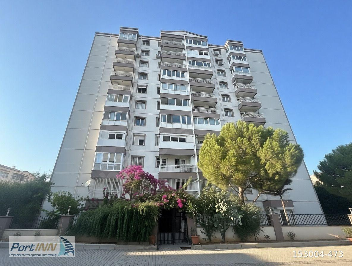 BORNOVA EVKA 3 METRO KARŞISI 3+ 1 ARAKAT GENİŞ DAİRE