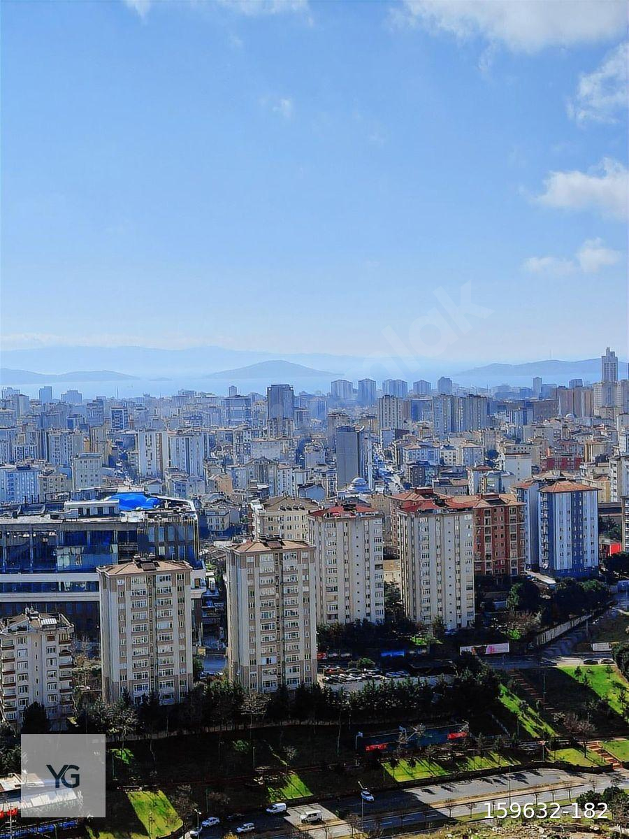 ATAŞEHİR MODERN.. GENİŞ TERASLI LÜKS PENTHAUSE..