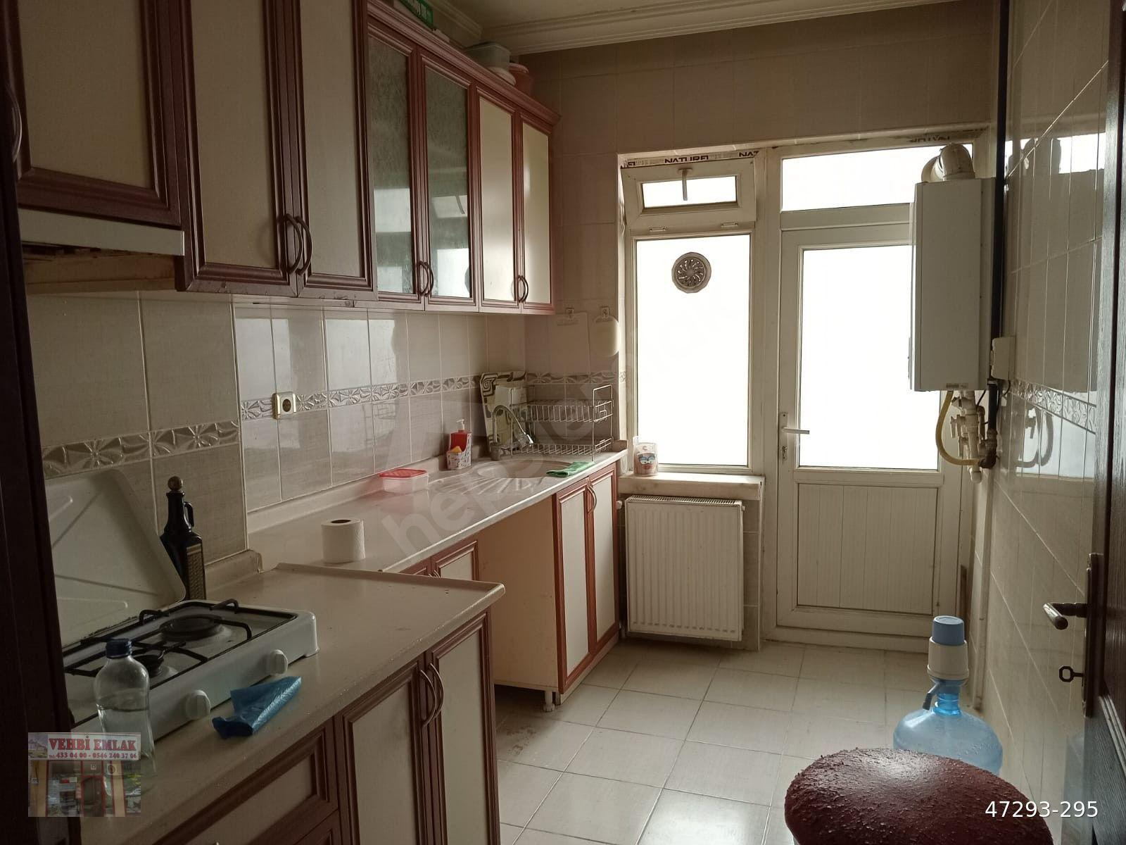 VEHBİ EMLAK'DAN KOLEJ- KUYUCAK'DA 2+1 KOMBİLİ
