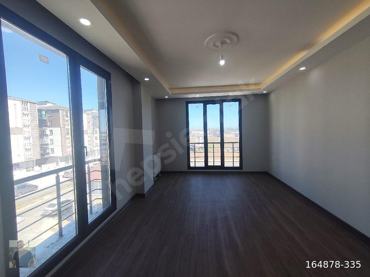 KAPAKLI KARAAĞAÇ 3+1 LÜKS DAİRE