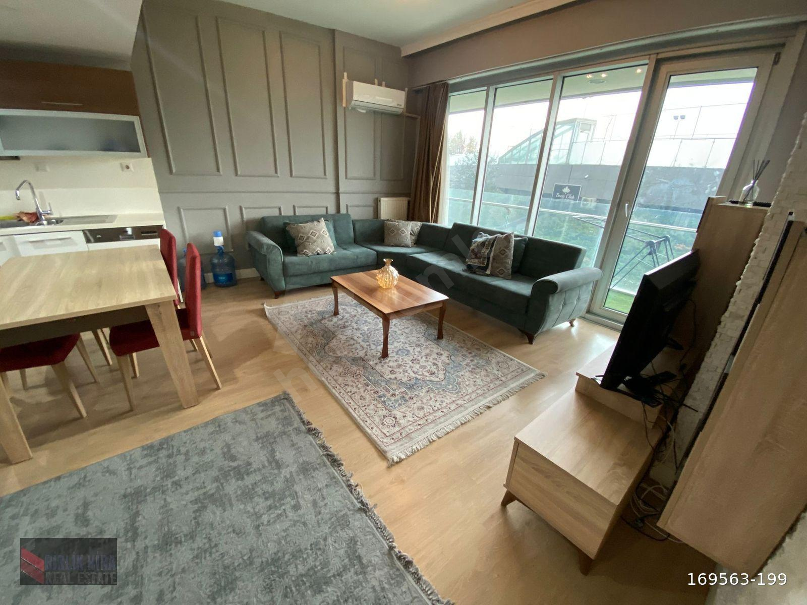 BATIŞEHİR HİRA'DAN SATILIK 2+1 AÇIK MUTFAK TEMİZ DAİRE
