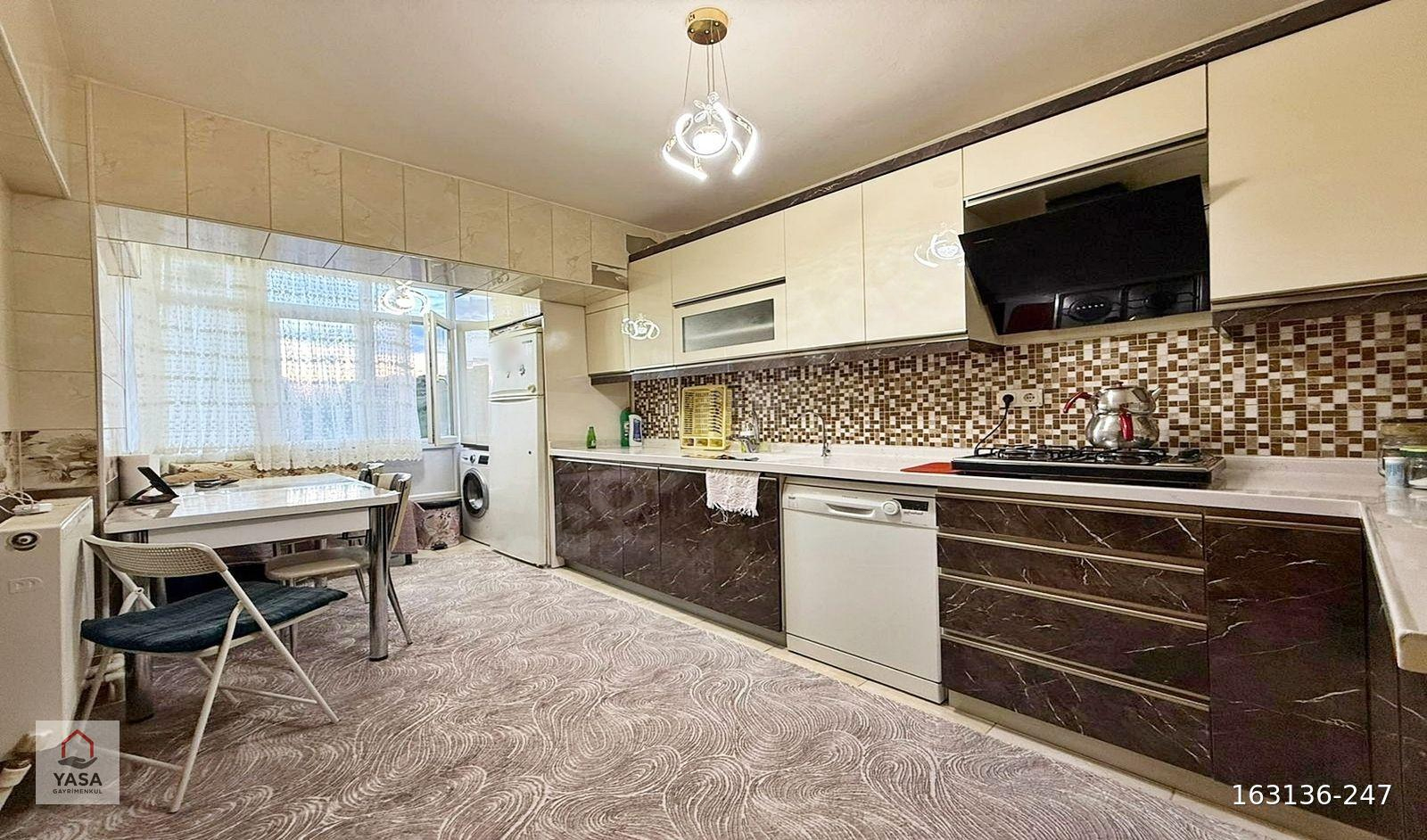 YASA'DAN KAFKASLAR'DA 1.KAT BULVAR YAKINI CEPHELERİ AÇIK DAİRE!!