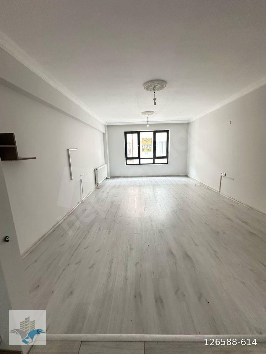ÇAMLICA MAHALLESİ, TOMBAKZADE CADDESİ YANI 2+1, 130 M2 DAİRE
