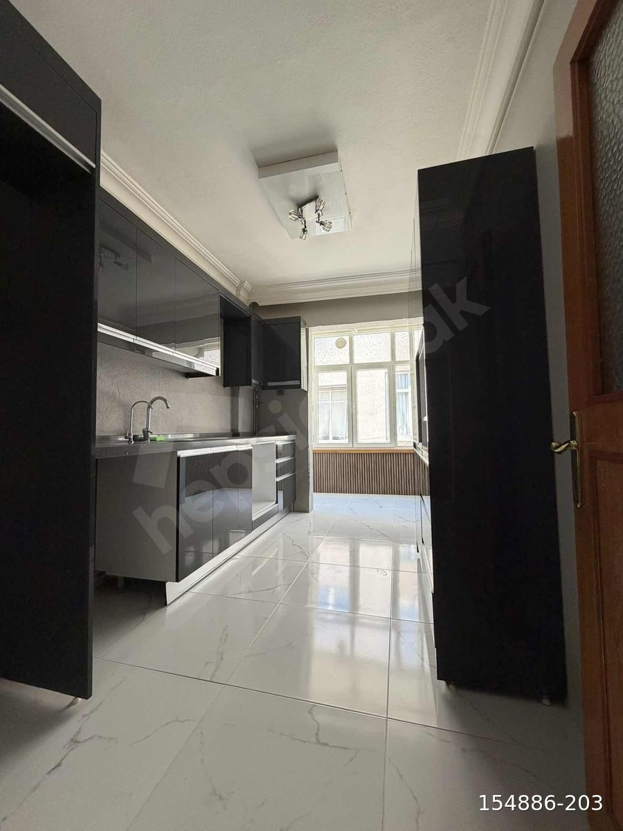 ŞEYHSİNAN MAHALLESİ'NDE MERKEZİ KONUMDA KİRALIK 3+1 DAİRE