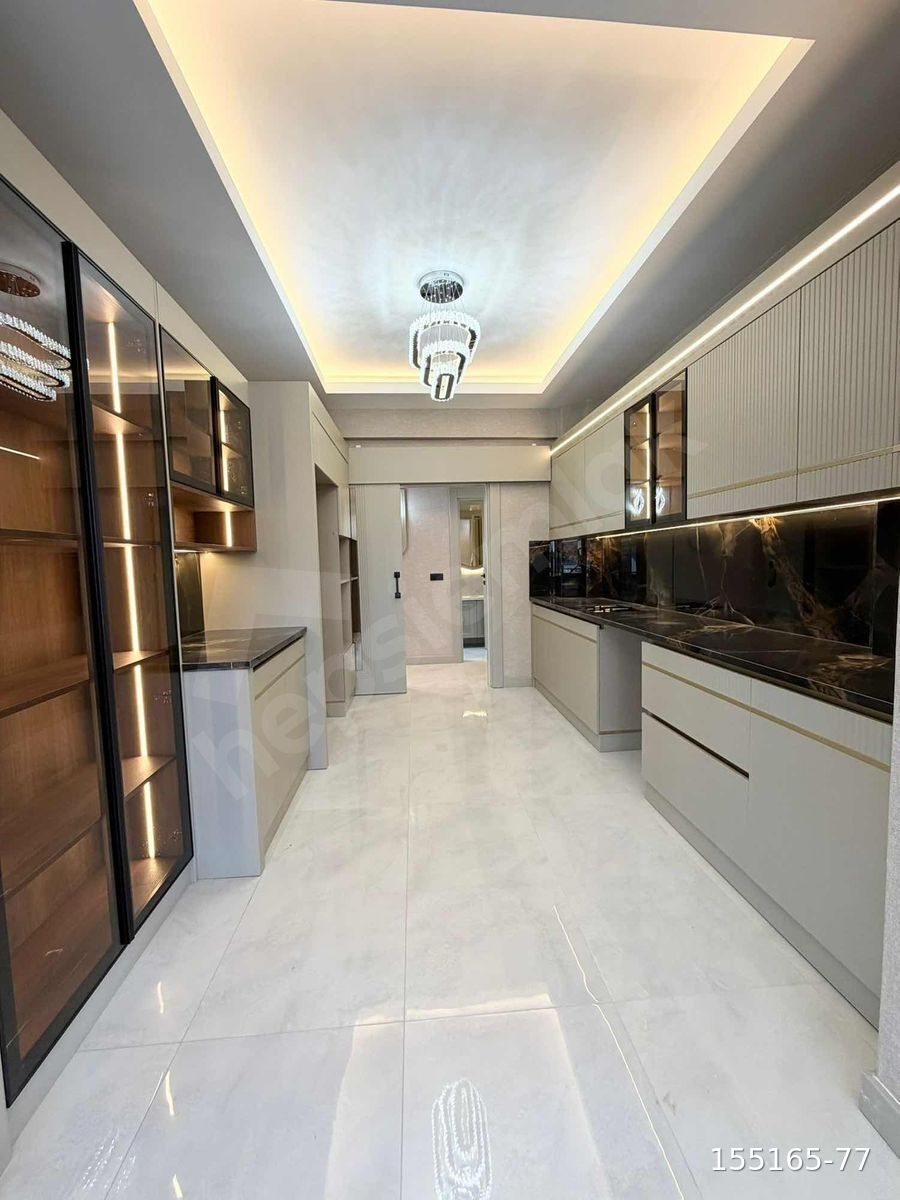 ÖZ-KA,DAN AKKENT MİLLET CAMİ YANI SATILIK 2,5+1 DAİRE