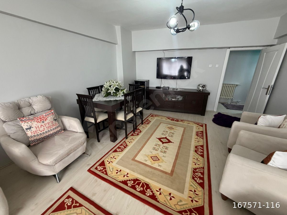 ÇARŞI MERKEZDE CADDE ÜZERİNDE LÜKS EŞYALI KİRALIK DAİRE