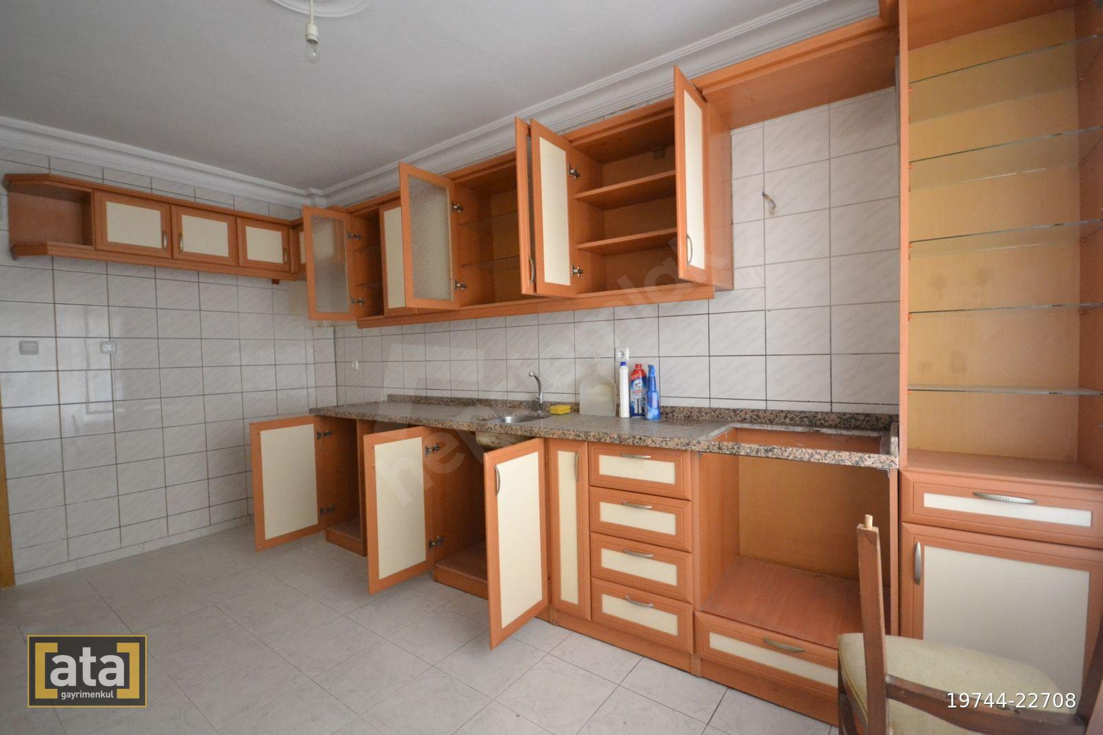 MEZİTLİ de MERKEZİ KONUMDA 3+1 SATILIK DAİRE