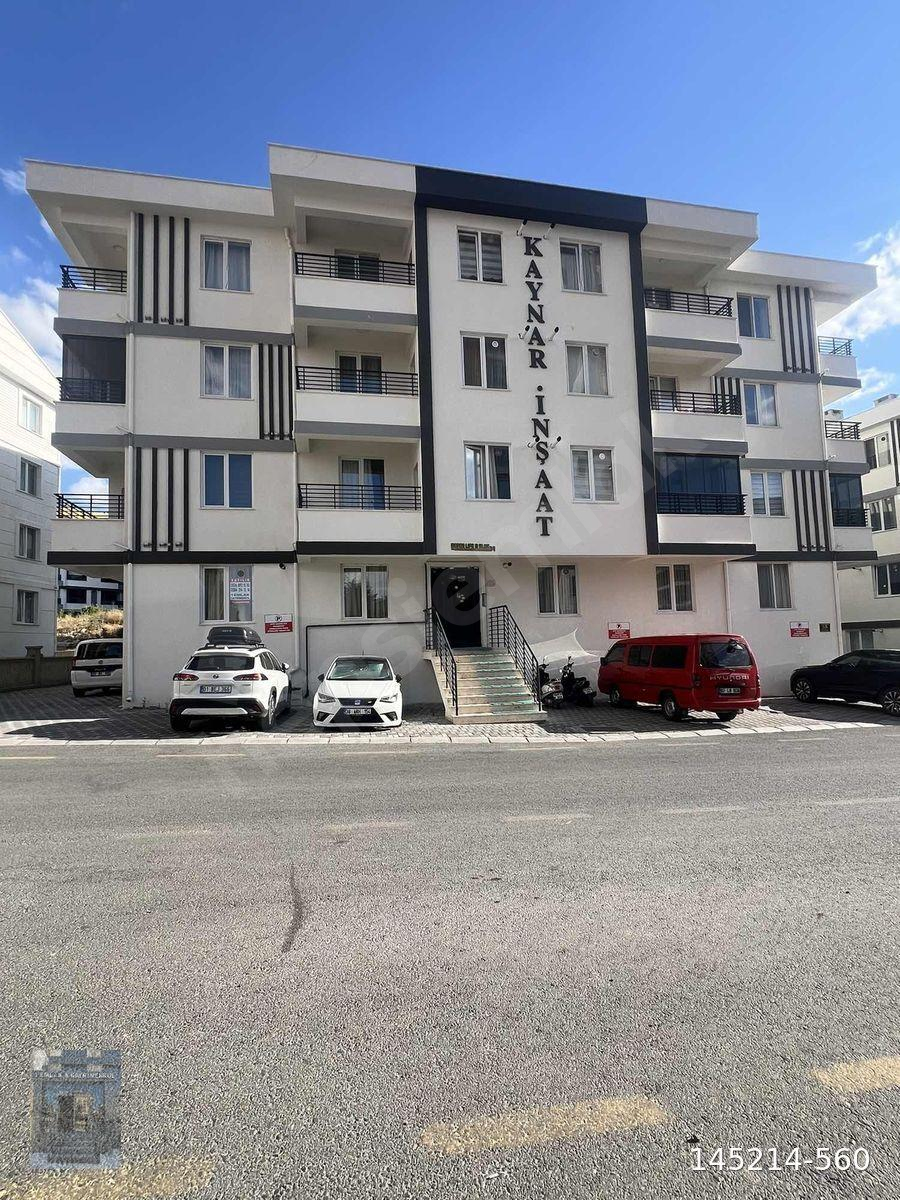 1 EMLAK'da ÜNİVERSİTEYE YÜRÜME MESAFESİNDE SATILIK 2+1 DAİRE