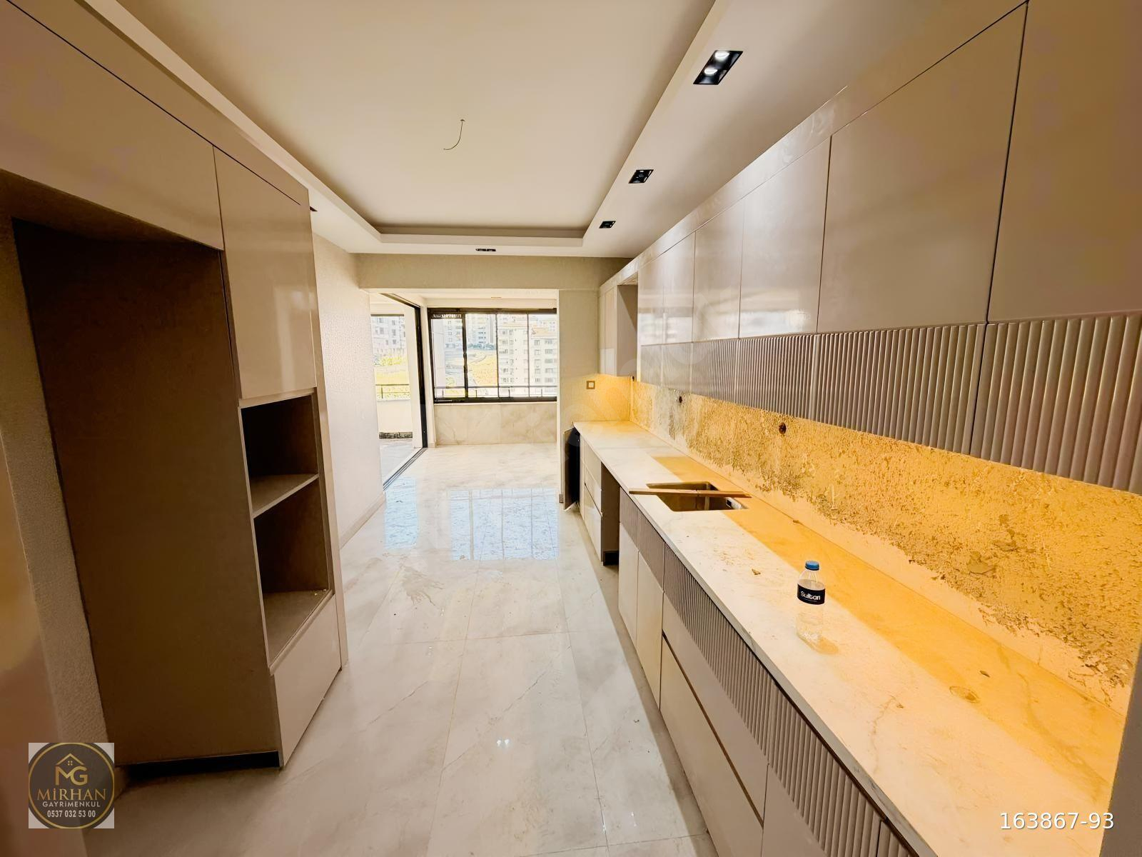 ERTUĞRULGAZİ MAH. SIFIR TEKLİFLERE AÇIK SATILIK 3.5+1 DAİRE