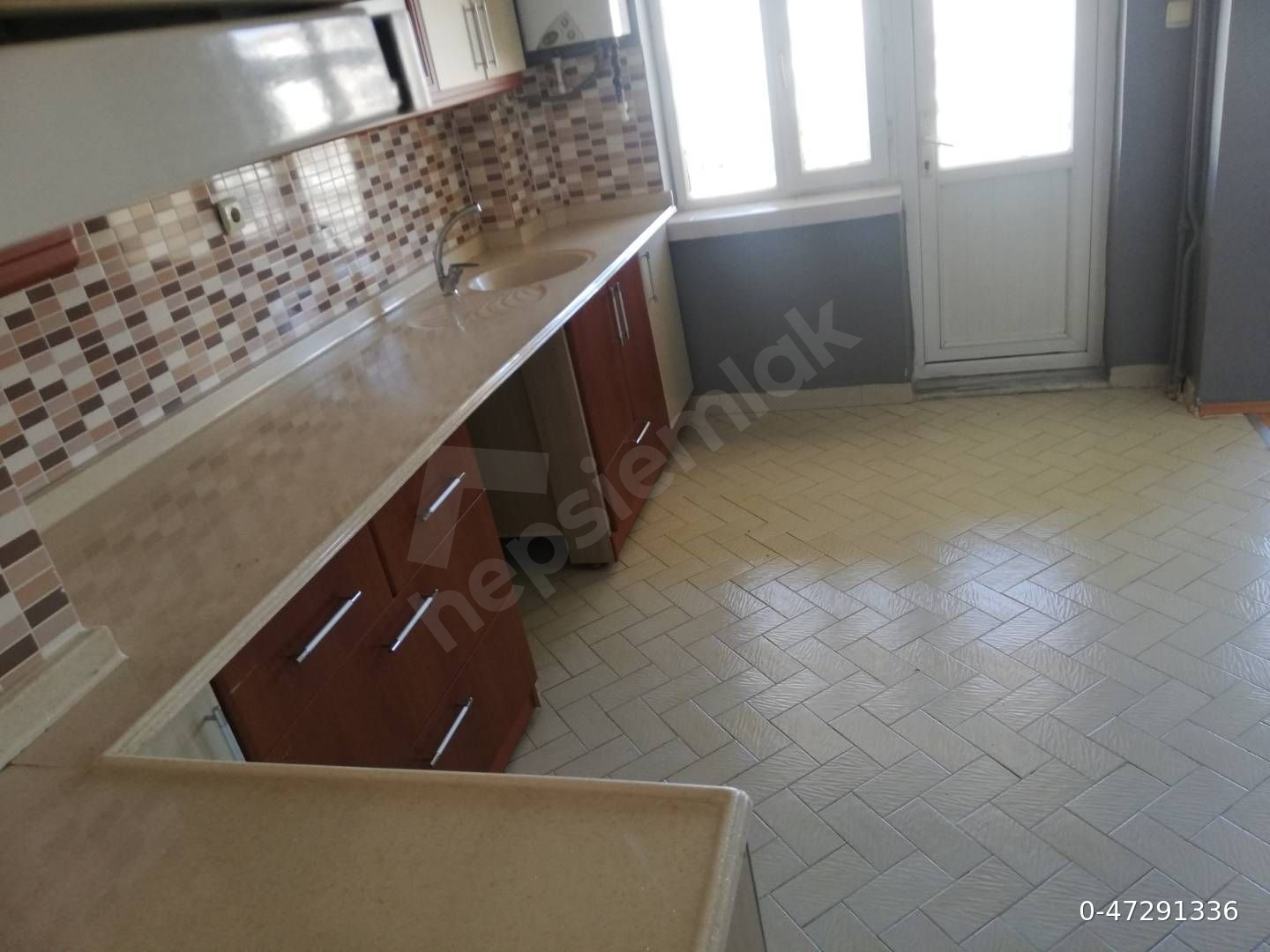Medrese mah. 3+1 arakat kiralık
