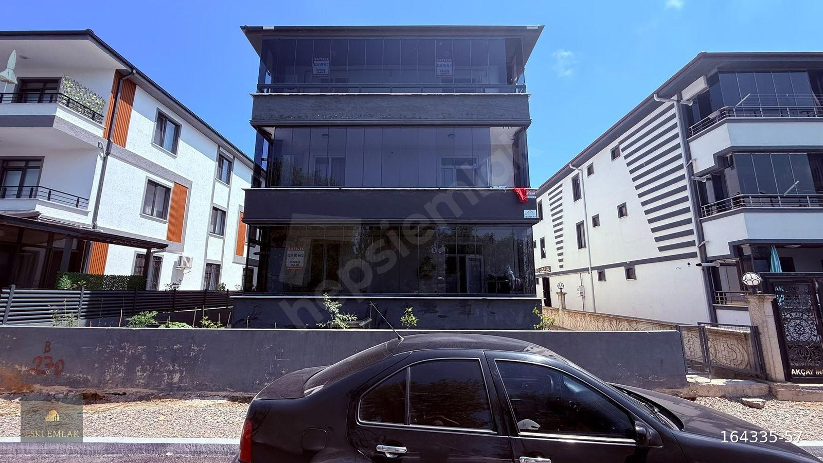 SATILIK ÖN CEPHE YERDEN ISITMALI 3+1 GENİŞ M2 CAM BALKONLU DAİRE