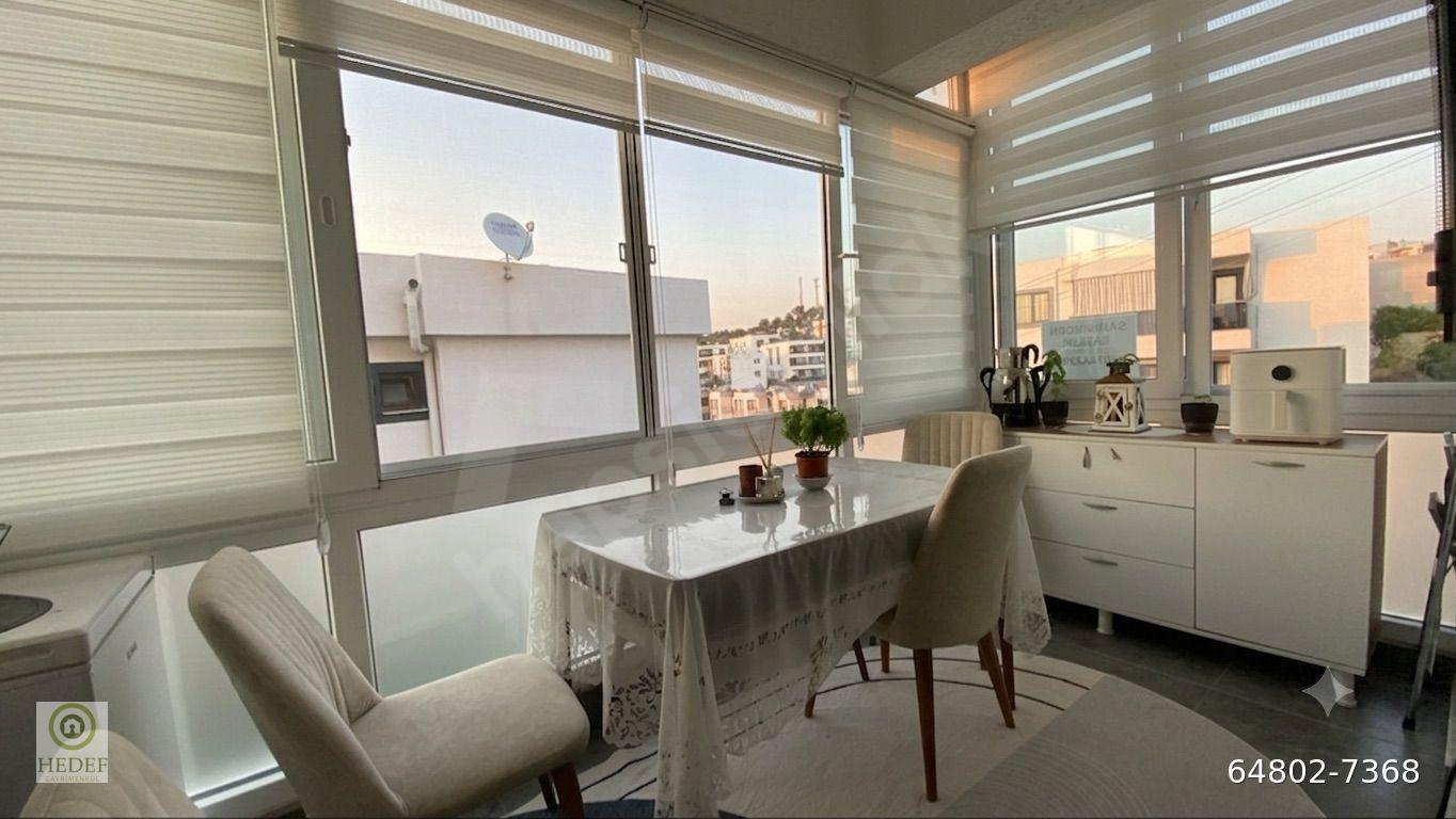 Bodrum Mumcularda Lüks Tasarım Tam Donanımlı Geniş Balkonlu 2+1 Satılık Daire