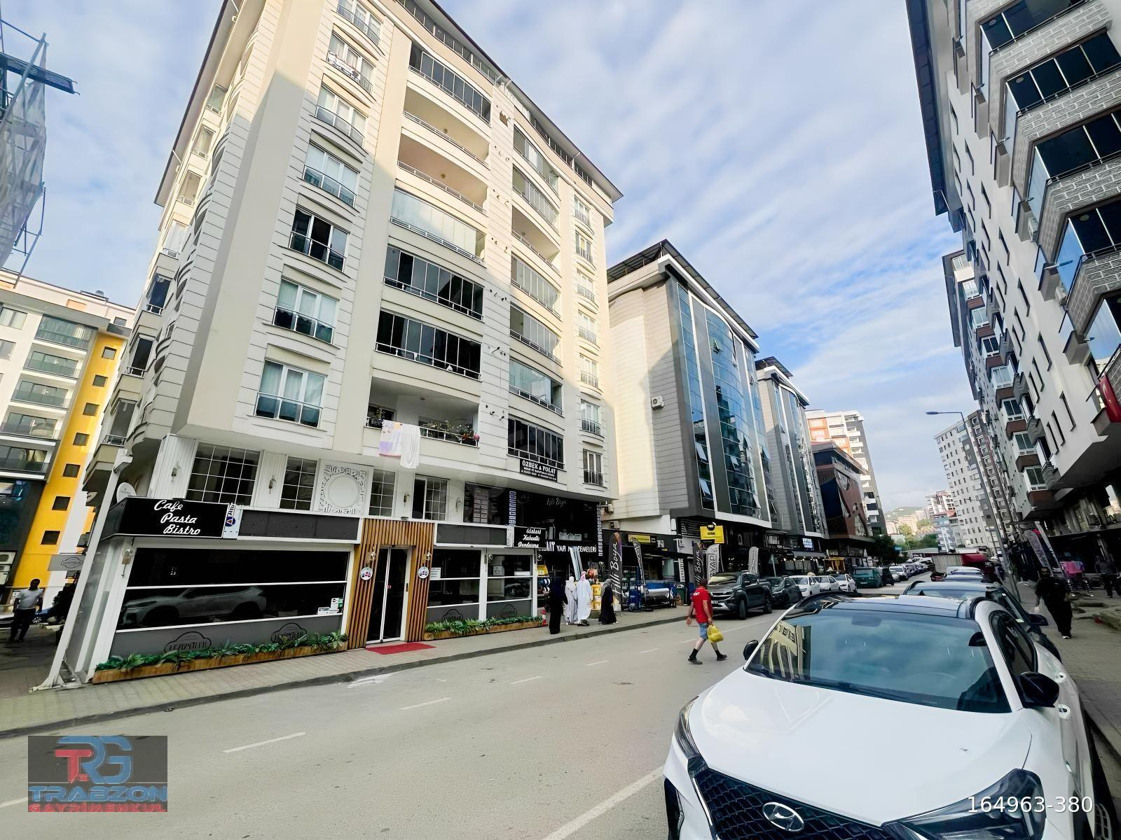 KAŞÜSTÜ MERKEZDE ACİL SATILIK DAİRE!!!
