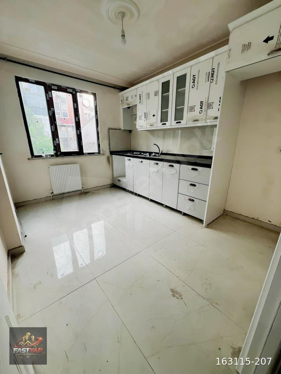 ARNAVUTKÖY ANADOLU MH SATILIK 2+1 ARAKAT DAİRE