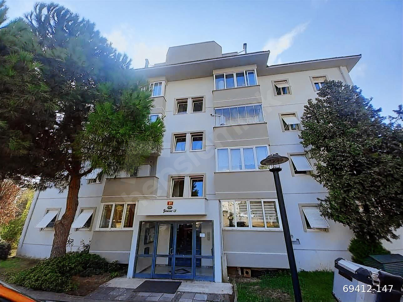 ATAŞEHİR ZÜMRÜT EVLER SİTESİ SATILIK 3+1 DAİRE