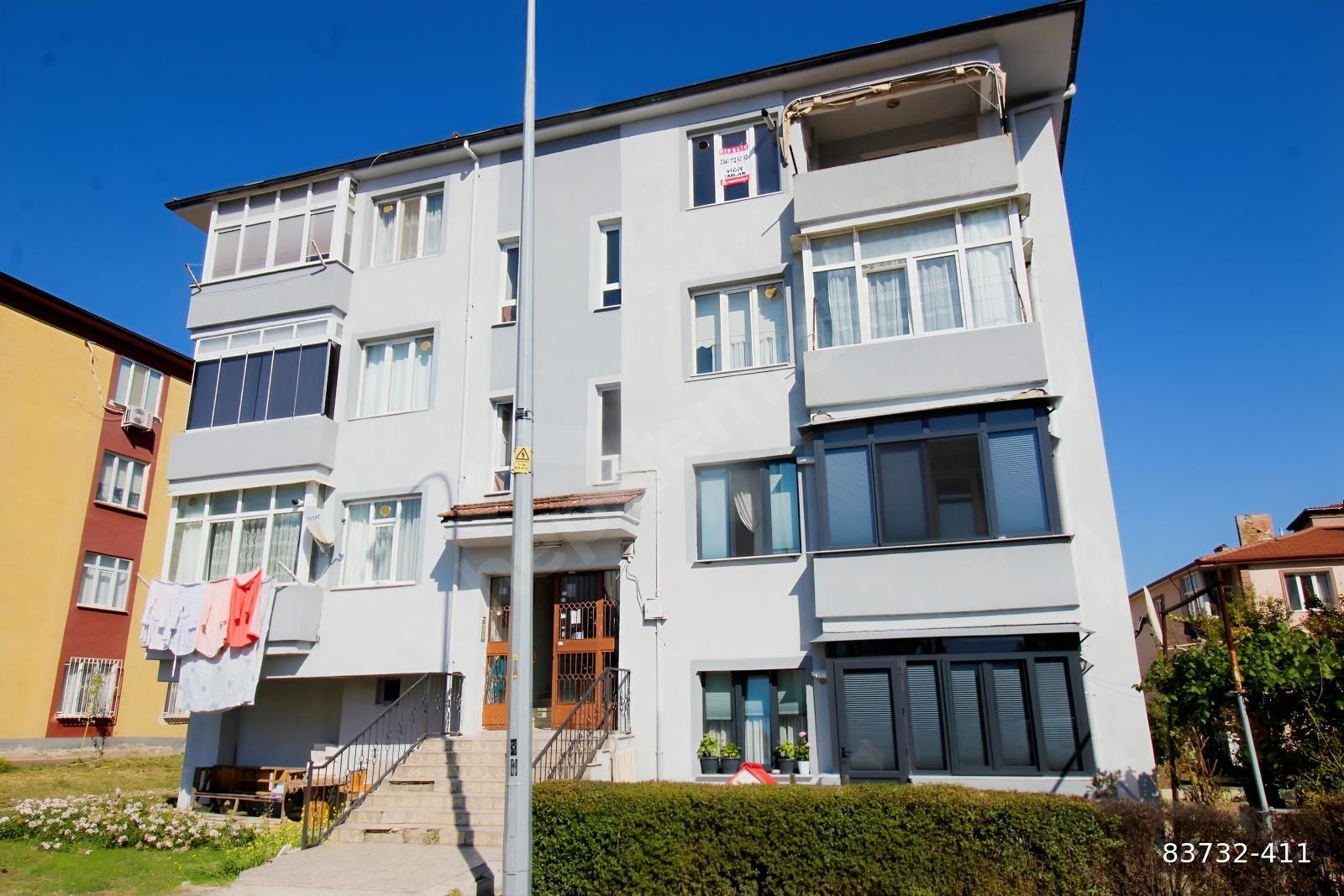 KARABÜK 5000 EVLER PAZAR PAZARININ KARŞISINDA KİRALIK 3+1 DAİRE