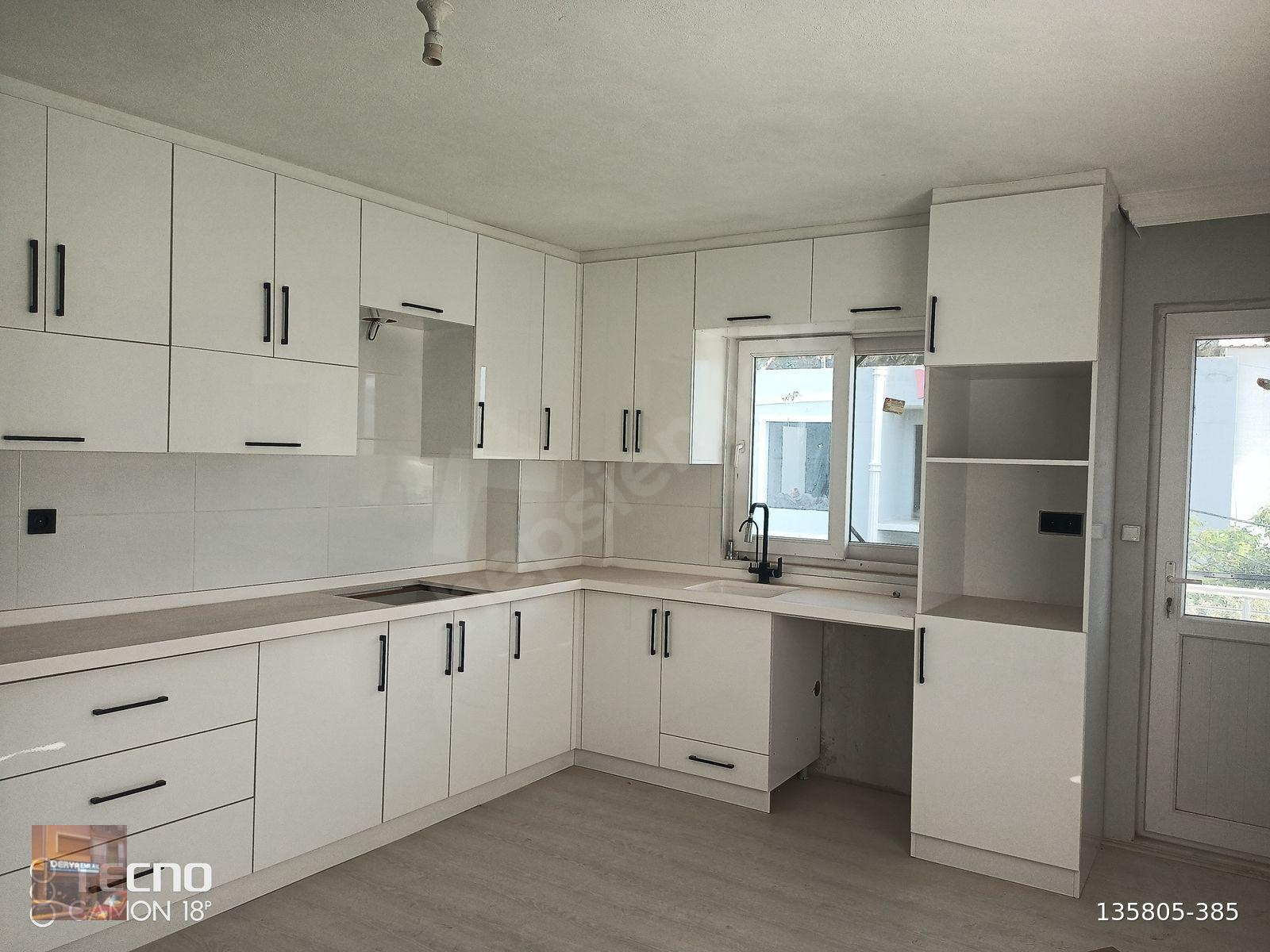 AYDIN KARDEŞKÖY DE KİRALIK 2+1 DAİRE 149 M2