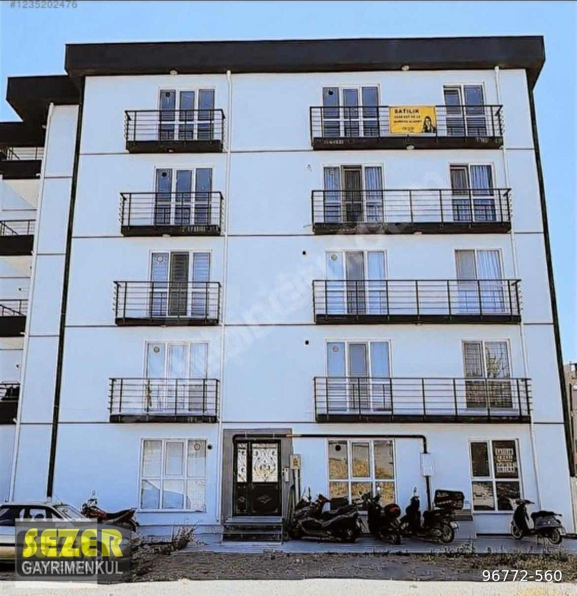 Çanakkale Ezine'de satılık 2 + 1
