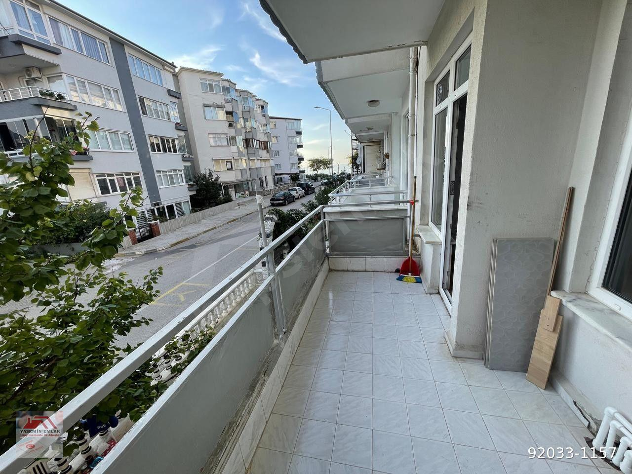 YASEMIN EMLAKTAN ÇINARCIK TAŞLİMANDA DENİZ MANZARALI 1+1 DAİRE