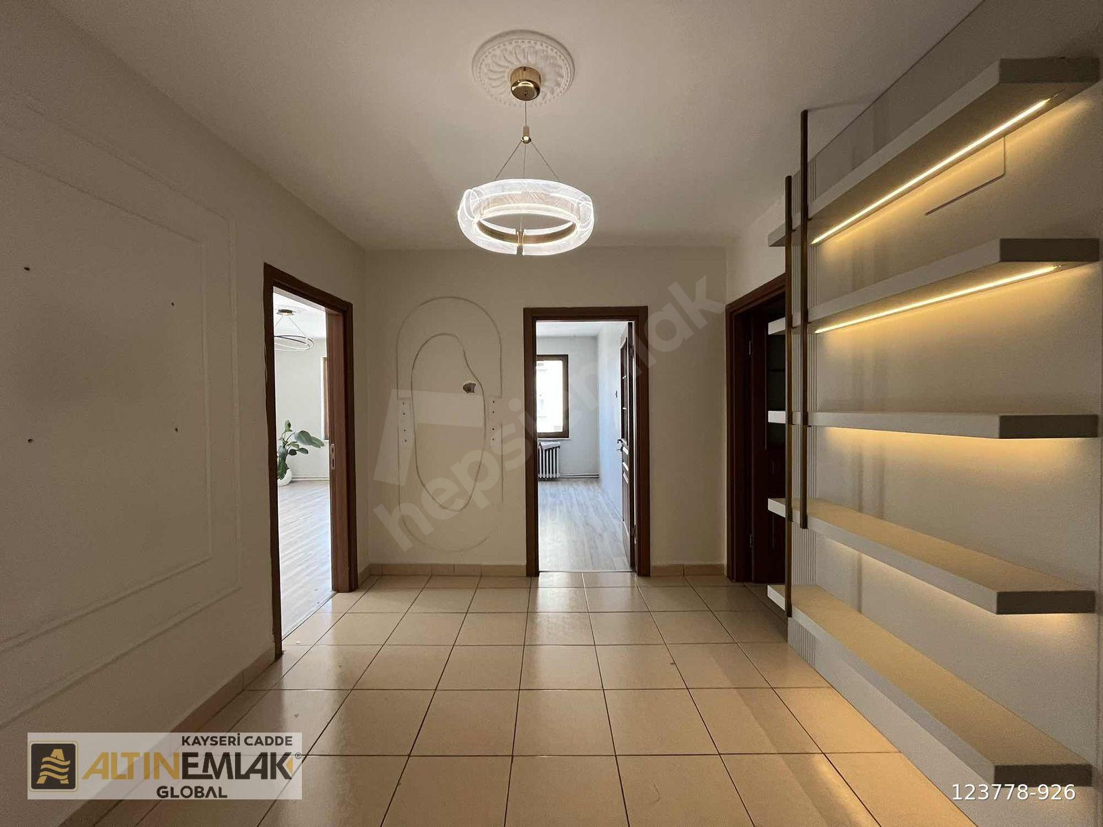 ALTIN CADDE/FORUM AVM KARŞIŞI 3+1 KİRALIK OFİS