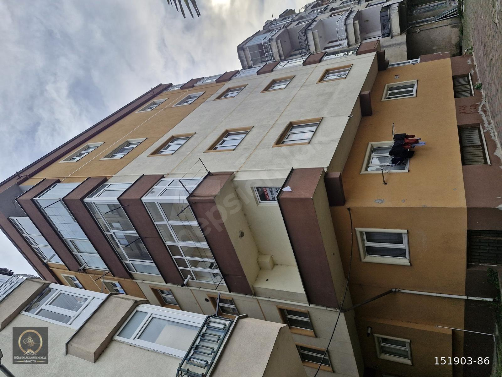 TUĞRA EMLAK'TAN KUMYALI MAHALLESİNDE 2+1 SATILIK DAİRE