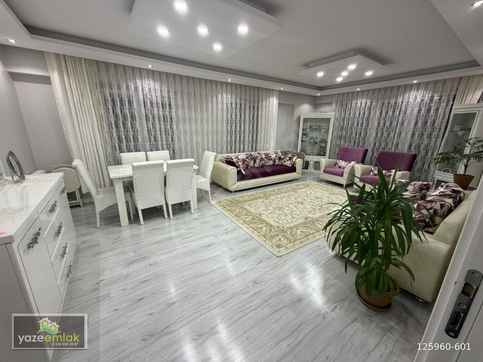 YAZE EMLAK’tan Alpağut Mh’de Acil Satılık Ara Kat 4+1”Konum Süper”Kaçırılmaz Fiyatla !…