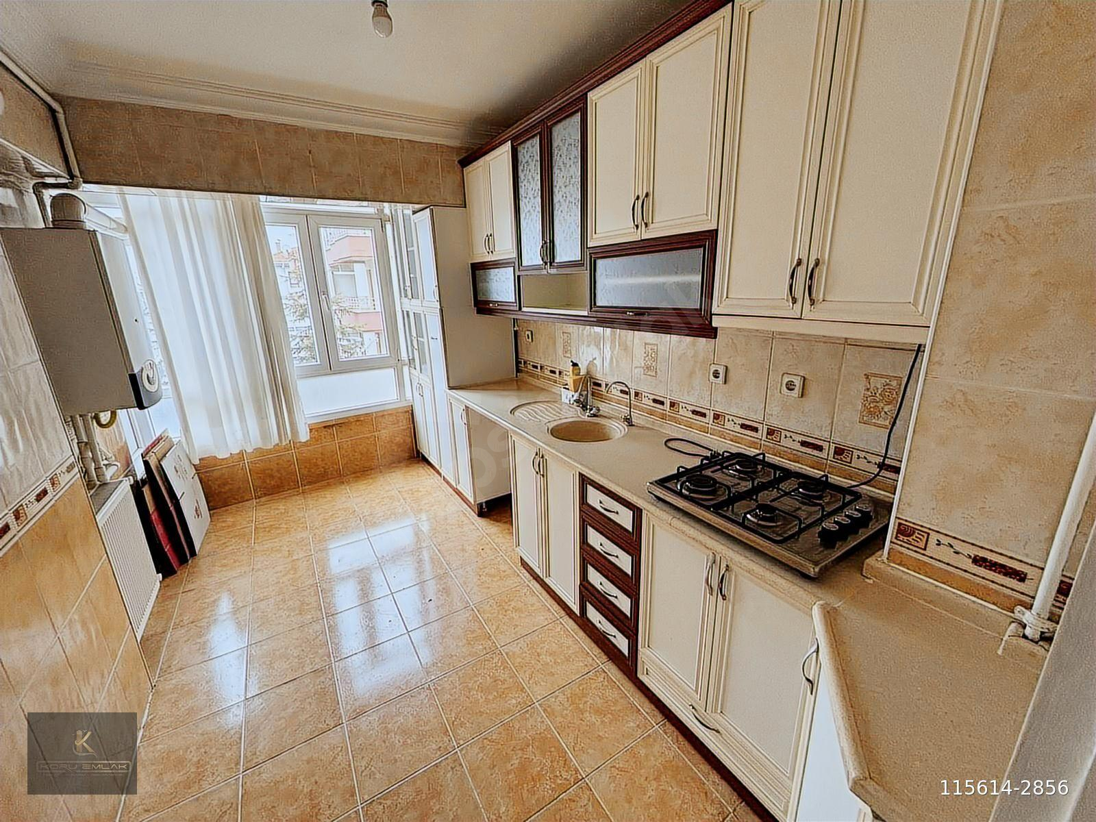 DİLEK CAMİİ PARALELİNDE CEPHELERİ AÇIK KATTA 3+1 DAİRE