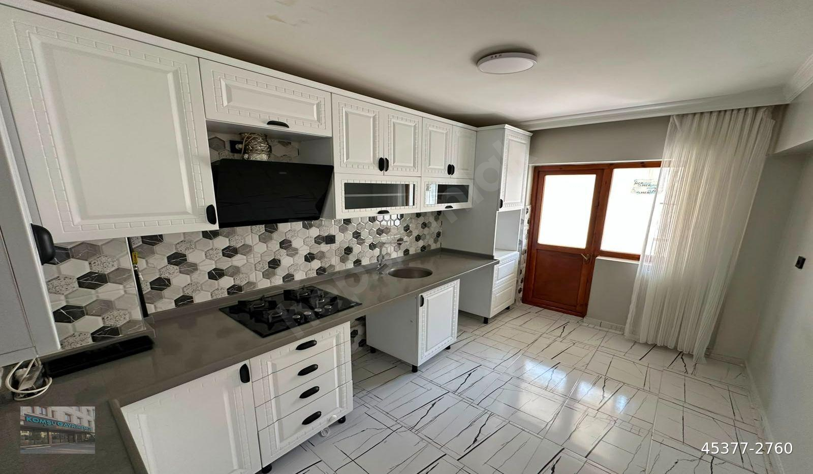 UFUKTEPE CADDE ÜZERİ 3+1 GENİŞ FULL YAPILI ASANSÖRLÜ
