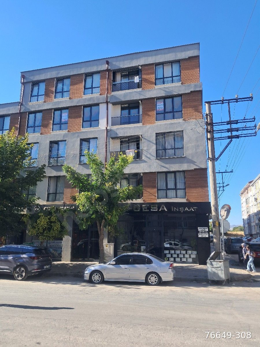 ESENLİ CADDESİNDE KİRALIK LÜX 3+1 ASANSÖRLÜ DAİRE