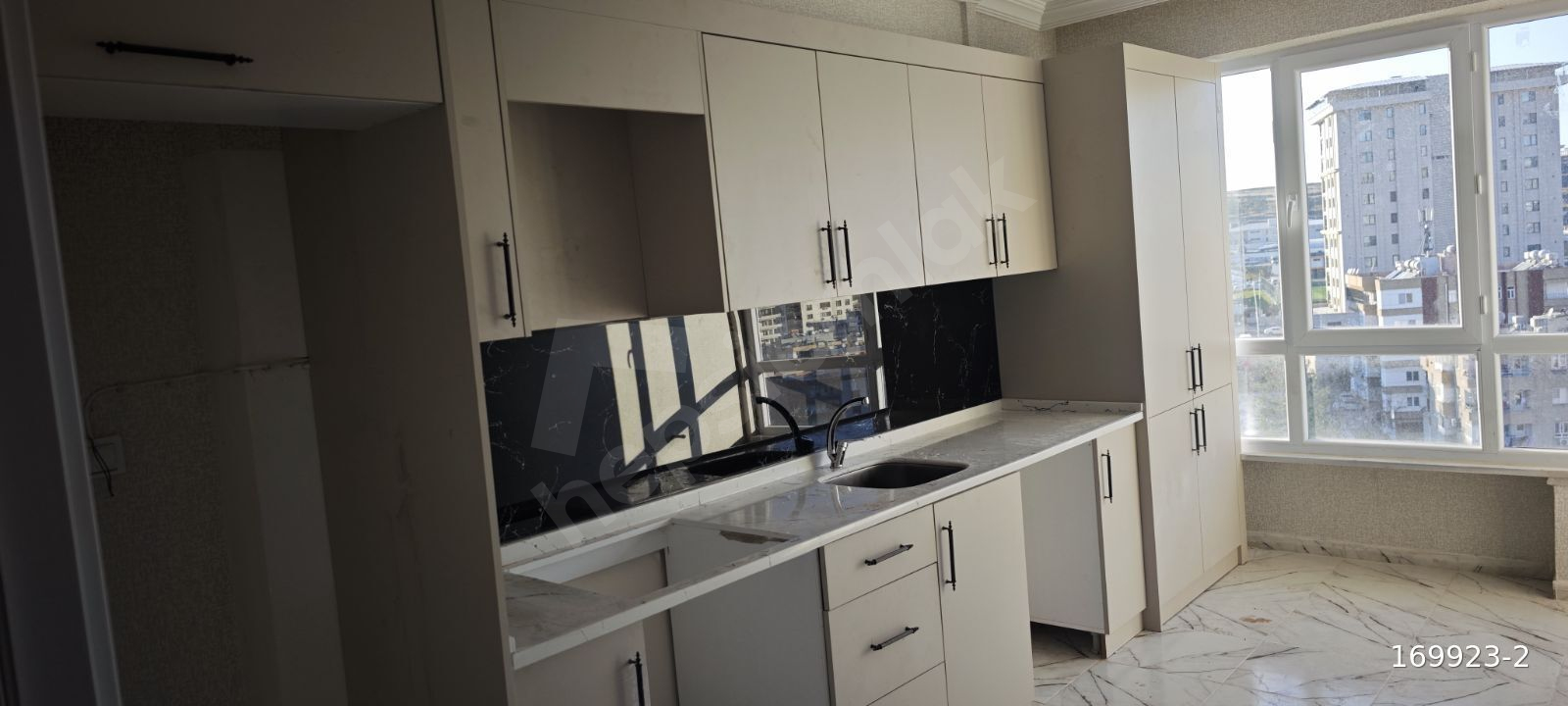 3+1 ÇEVİK KUVVET YAKININDA SON KAT DAİRE SIFIR DAİRE