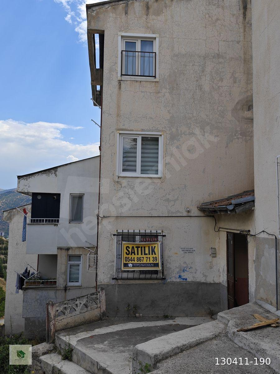 Topçam Mahallesinde Satılık 2+1