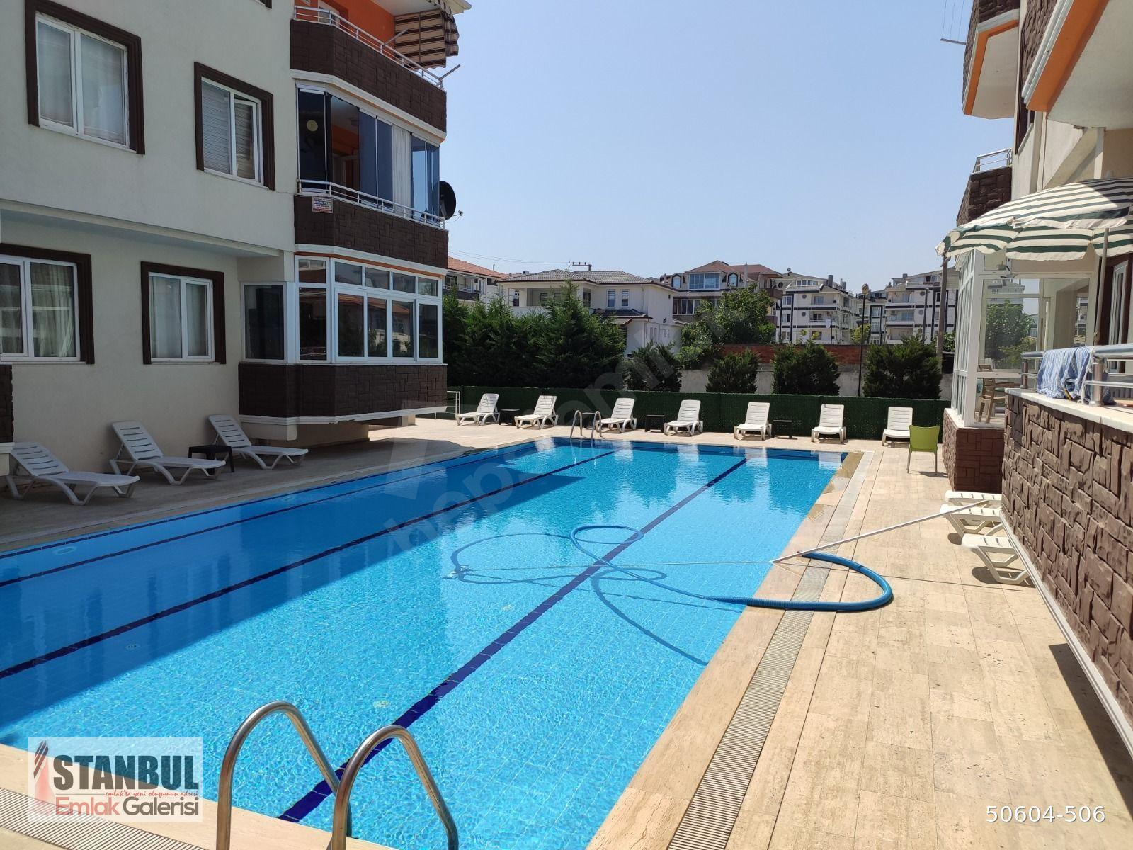 Sakarya Karasu'da Limana ve Denize Çok Yakın Havuzlu Sitede 2+1