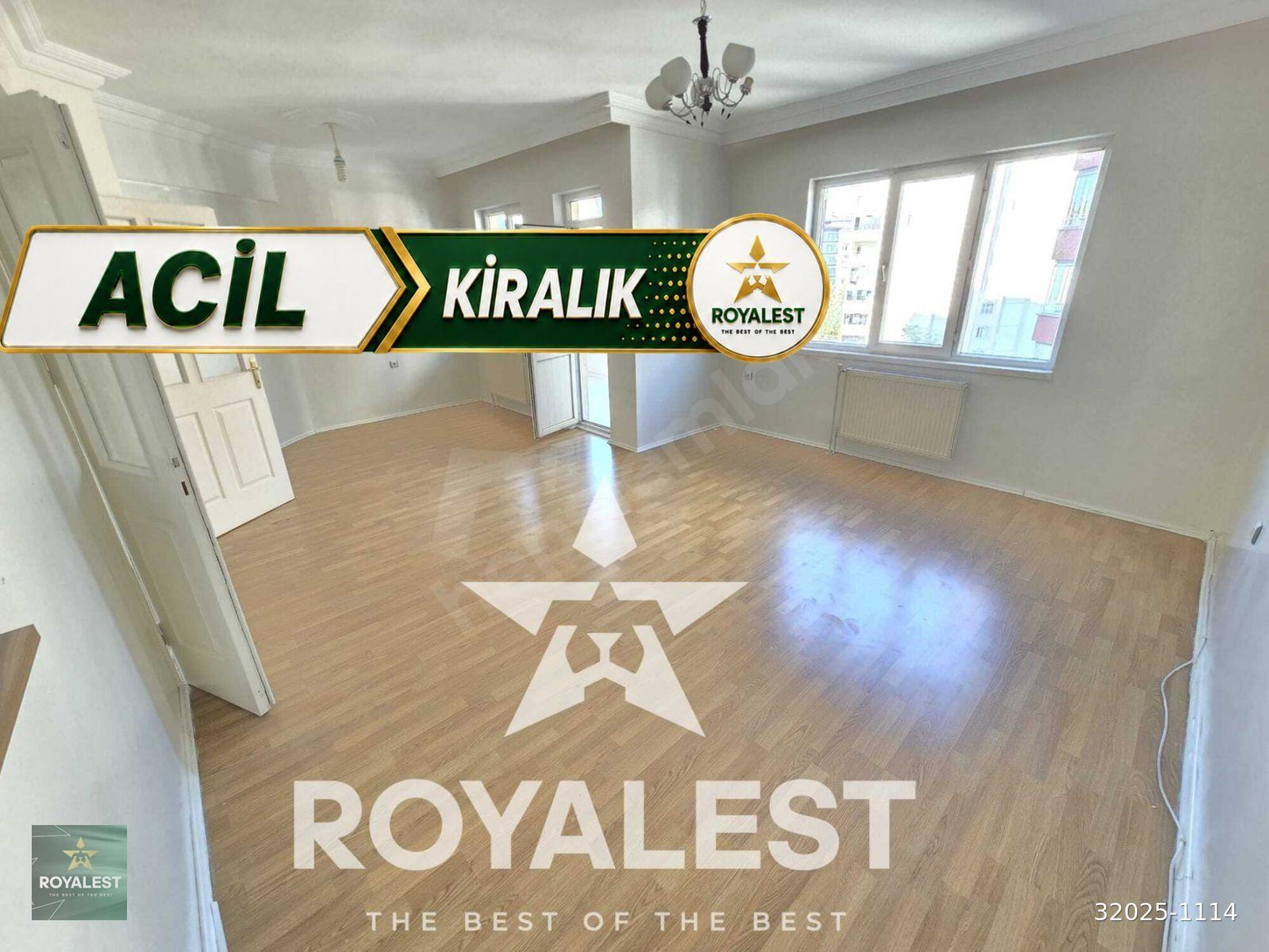 ROYALEST'TEN TRAMVAY YANI BAKIMLI SİTEİÇİ ARAKAT GENİŞ FERAH 3+1