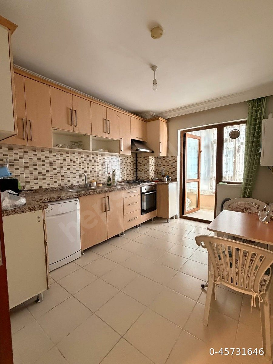 Orta Kat,Eşyalı veya (Eşyasız) Genç Bina 2+1 Sahibinden