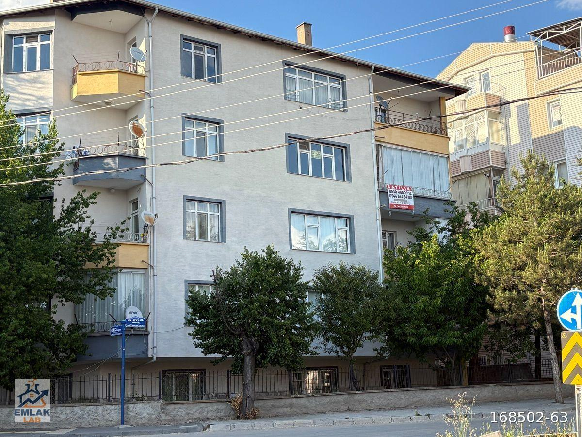 EMLAK LAB’TAN ACİLLL ŞEHİTLİK MAH ARA KAT SATILIK 3+1 DAİRE