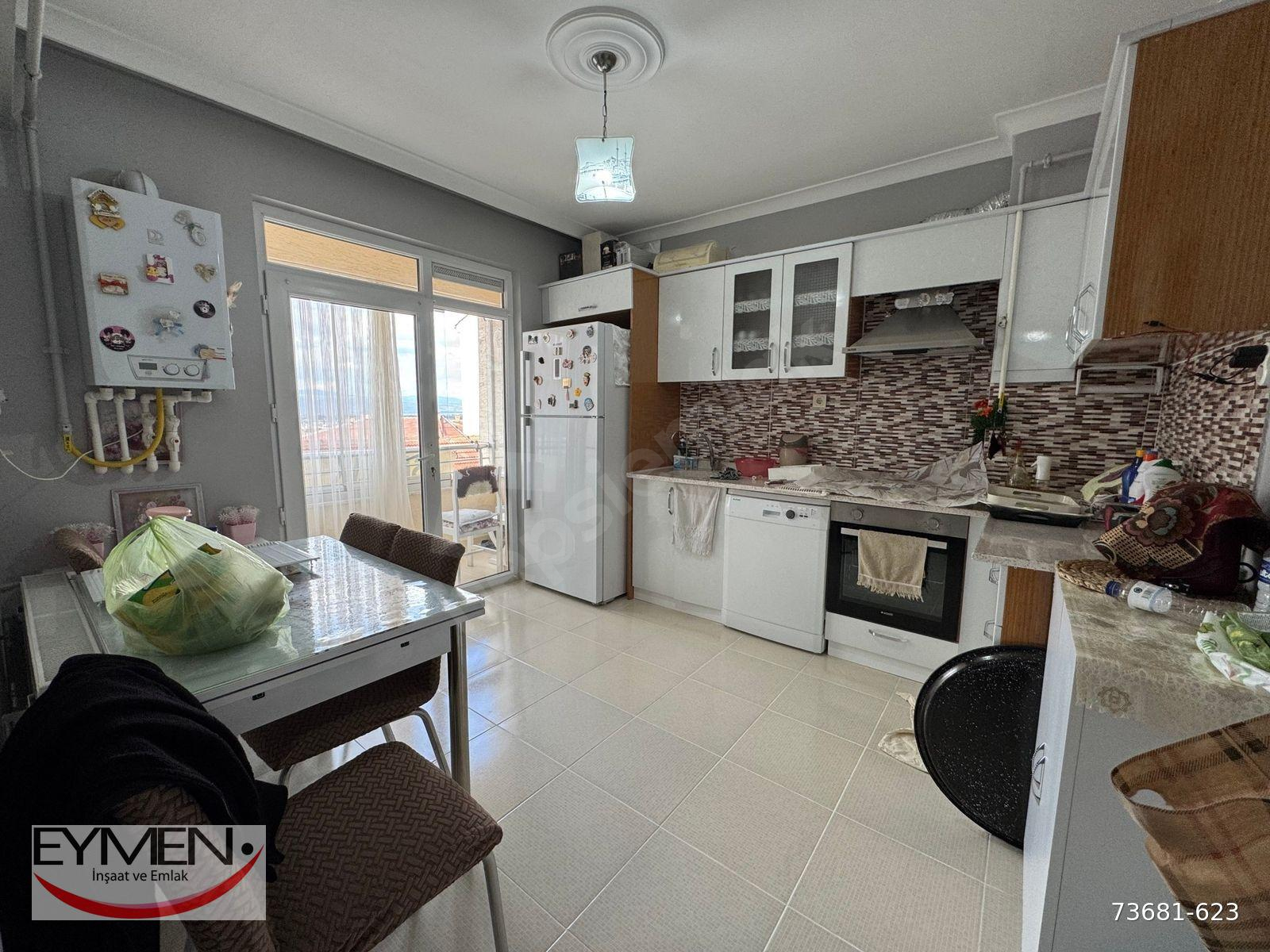 EYMEN'DEN EMEK MAHALLESİNDE SATILIK ARA KAT 2+1 DAİRE