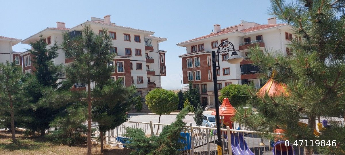 Üniversite Yakını 3. TOKİ Aile Apartmanı | Net 42 m² 1+1 Kiralık