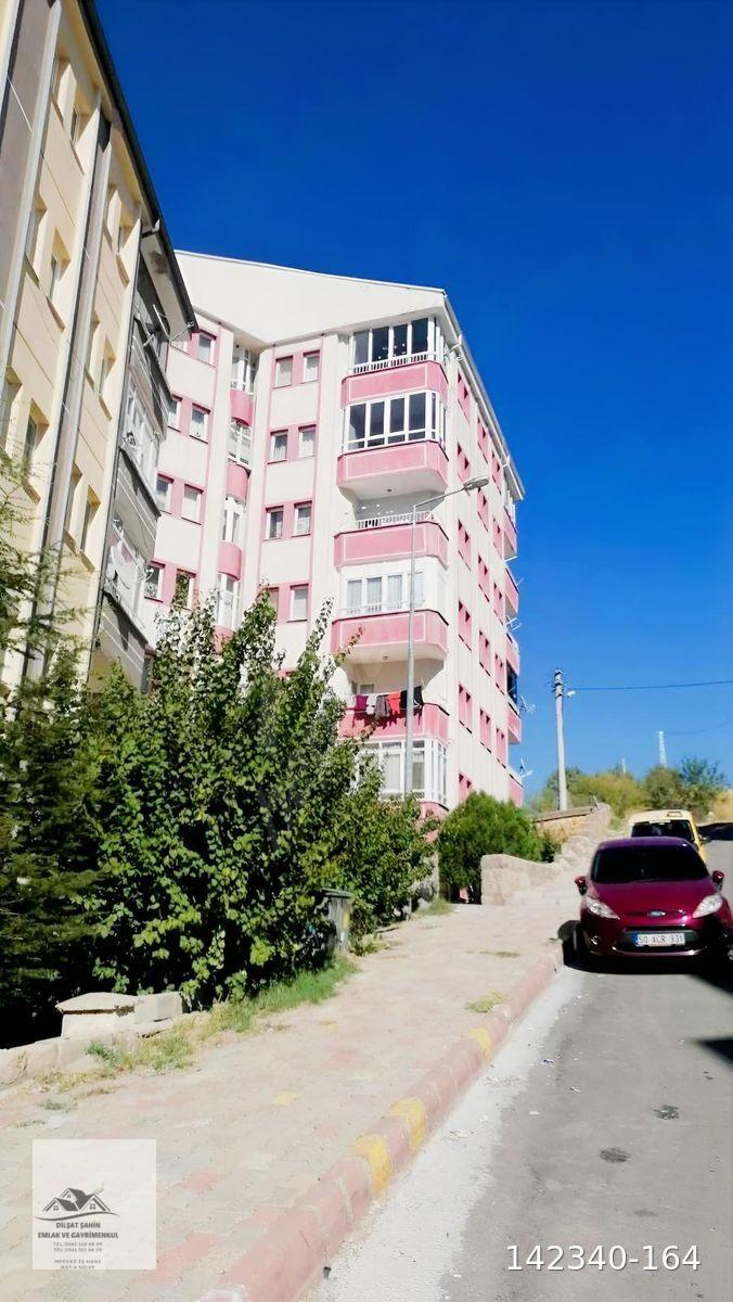 DİLŞAT ŞAHİN GAYRİMENKULDEN ESENTEPEDE 3+1 BAKIMLI DAİRE