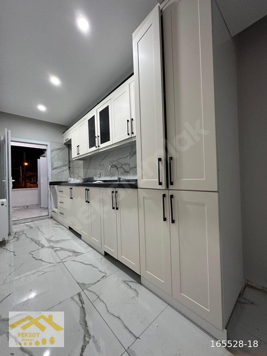 ALTINŞEHİR DE KİRALIK 2+1 BALKONLU YÜKSEK GİRİŞ