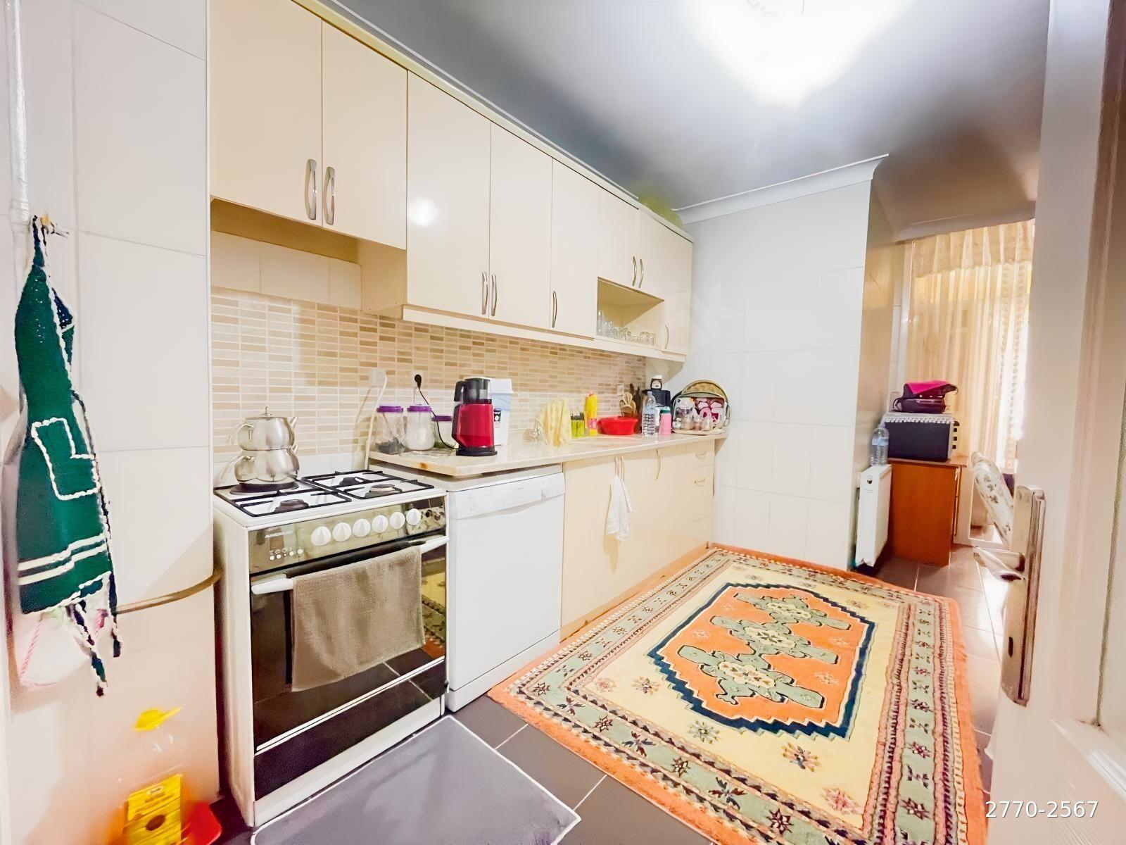 NUR EMLAKTAN KARAPÜRÇEK'TE SATILIK DAİRE