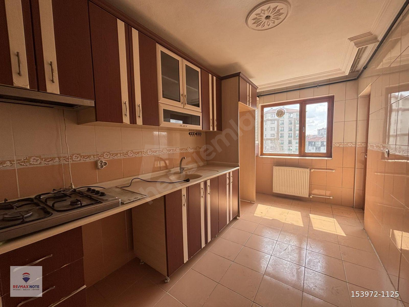 YENİMAHALLE YUKARI YAHYALAR MAHALLESİNDE SATILIK 5+1 DUBLEKS DAİRE