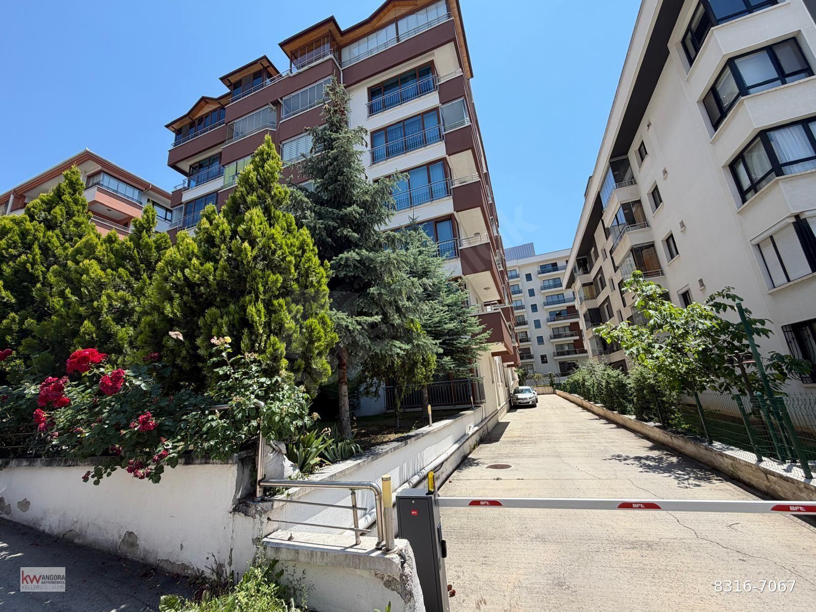 ÇUKURAMBAR 1428 SOKAKTA GENİŞ 2+1 KİRALIK DAİRE