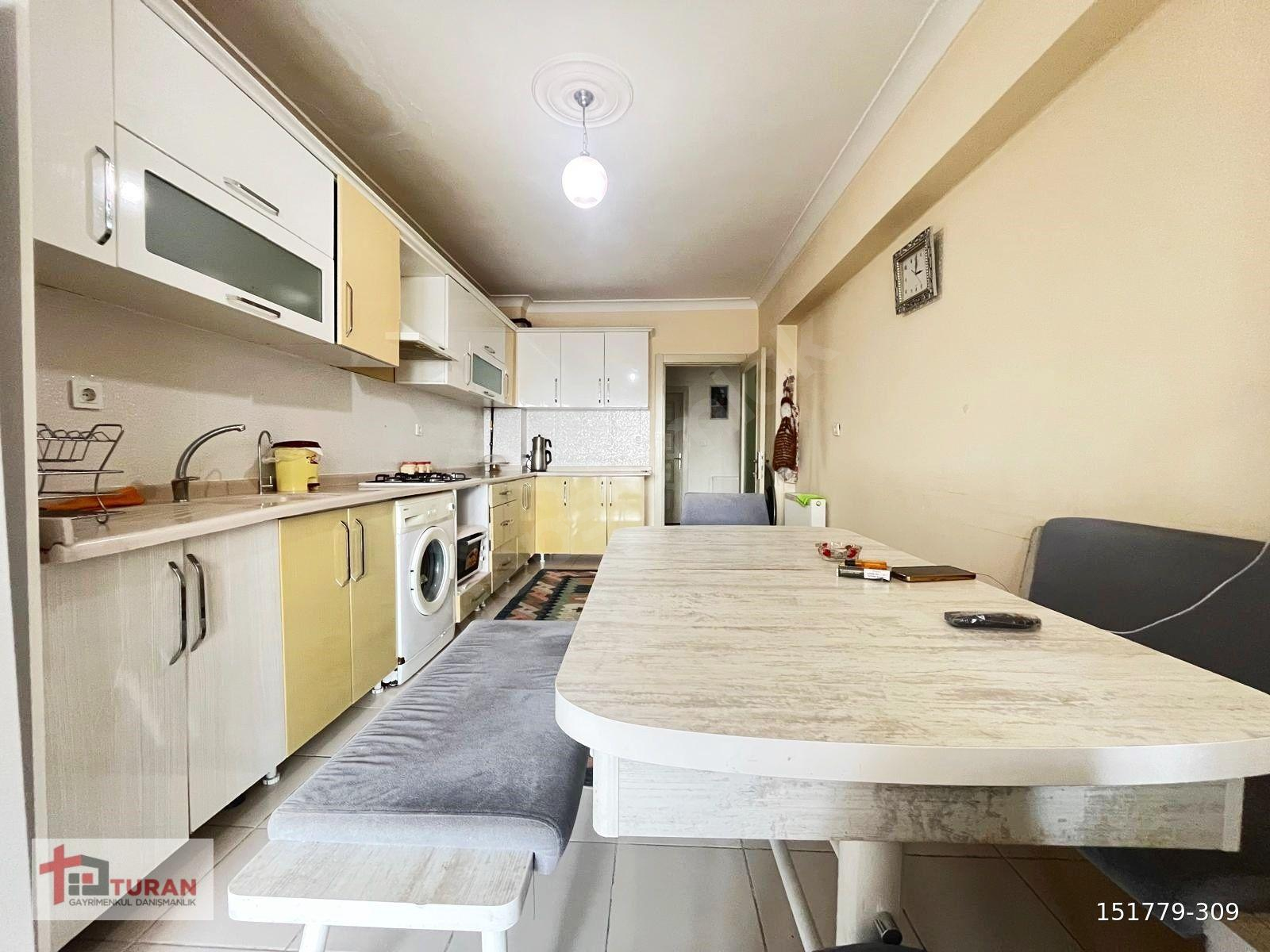 PAZAR YERİ YANI & SEYRANİ GÖBEKTE -SİTE İÇİNDE-150 m2 3+1 DAİRE
