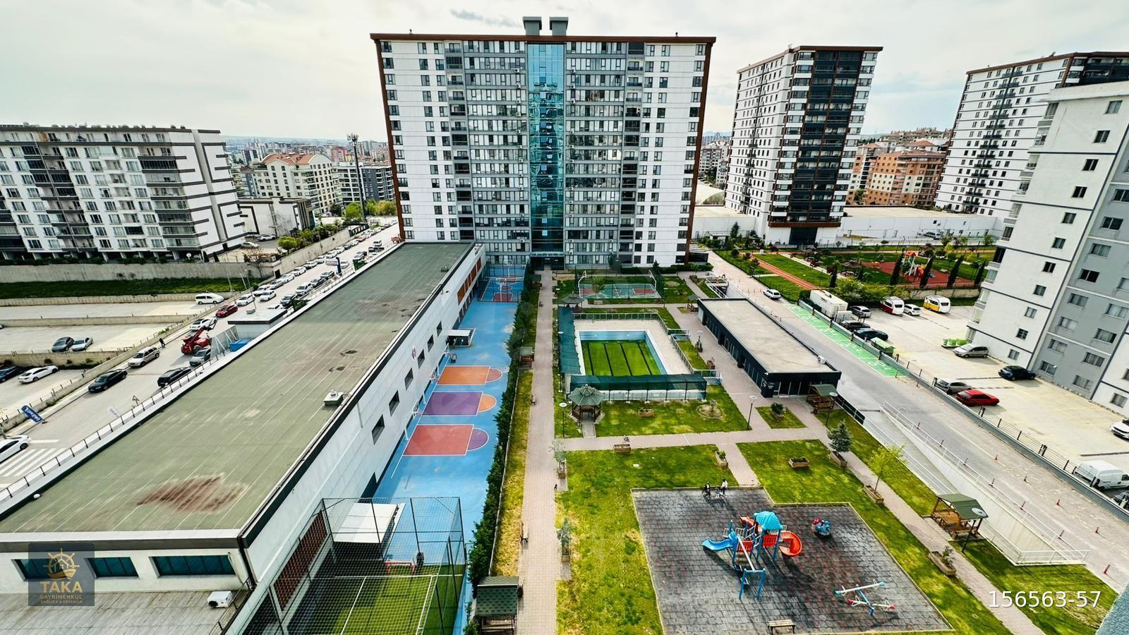BOSPHORUS'TA BULVAR MANZARALI 3+1 LÜKS | İSKANLI SATILIK DAİRE