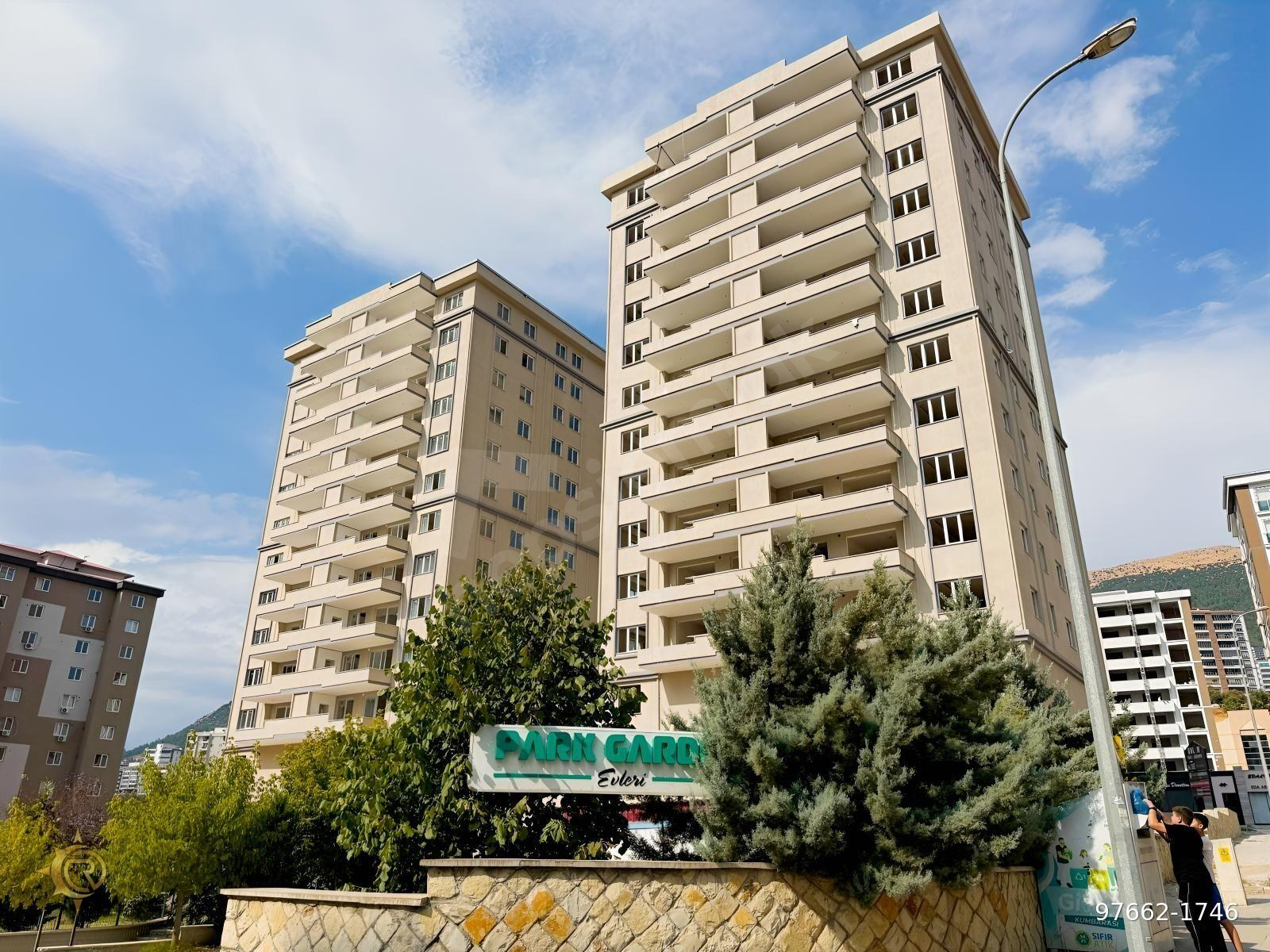 YENİ ROTADAN YAMAÇTEPE'DE SİTE İÇİ GENİŞ SATILIK 4+1 DAİRE